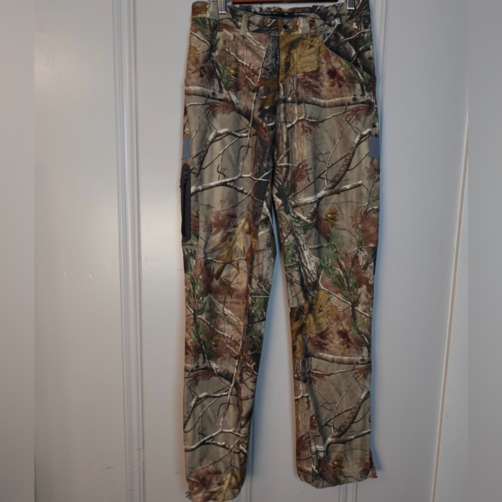 Sitka Ascent Camouflage RealTree Pattern Cargo Hunting Pants Water Resist MT